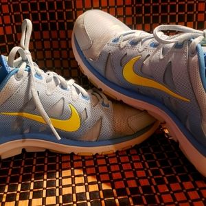 Womens Nike Flex Shoes